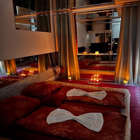 Tantra Klub Villa Praag Buitenkant foto
